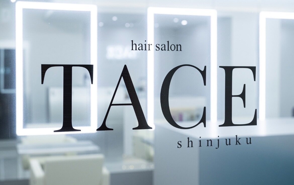 新宿TACE 看板